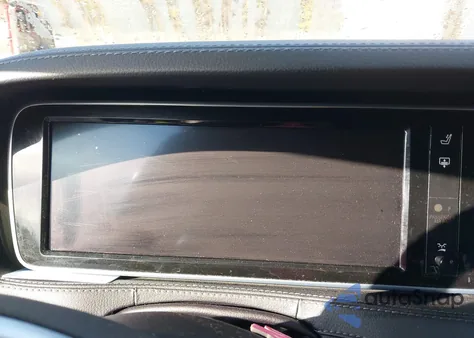 2015 Mercedes-Benz S 550 4Matic z USA, uszkodzony, nr VIN WDDUG8FB3FA148981